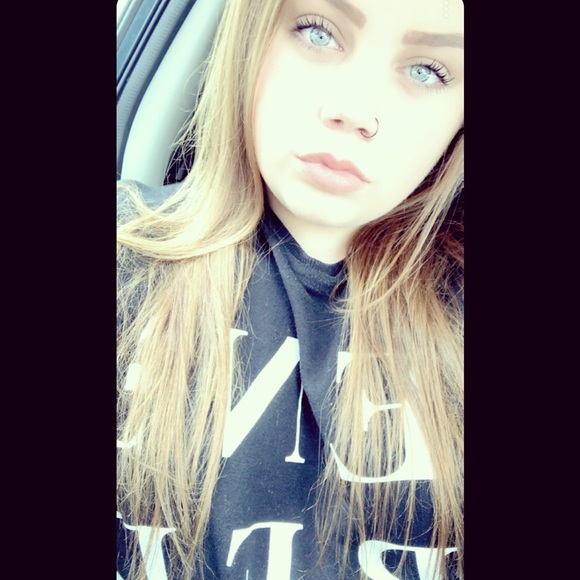 Meet your Posher, Jacie - Picture 1 of 1